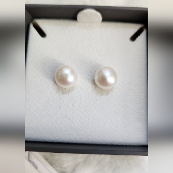 NWT Kyoto Pearl Earrings - Picture 5 of 9